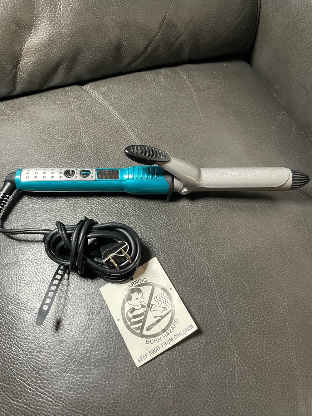Conair InfinitiPRO 1" Ceramic Curling Iron Digital Display 400°F Max CD118